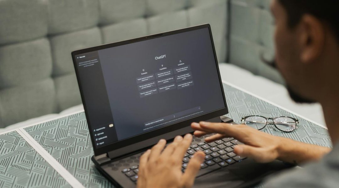 How to Choose the Best AI Chatbot for Writing in 2026