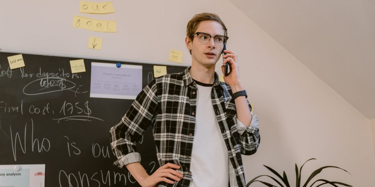 A confident person leading a strategic discussion in a professional setting, representing market competition and leadership.