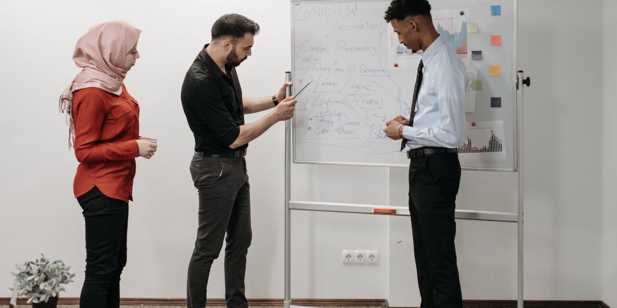 A team collaborating, symbolizing the industry-wide response and adaptation to new AI search models.